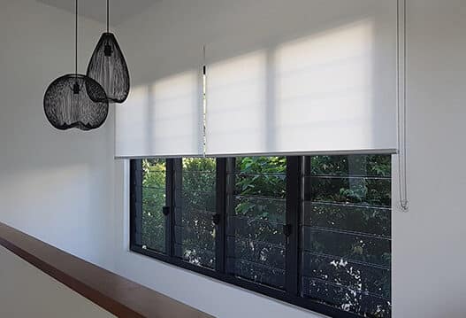 roller blinds white screen fabric cairns